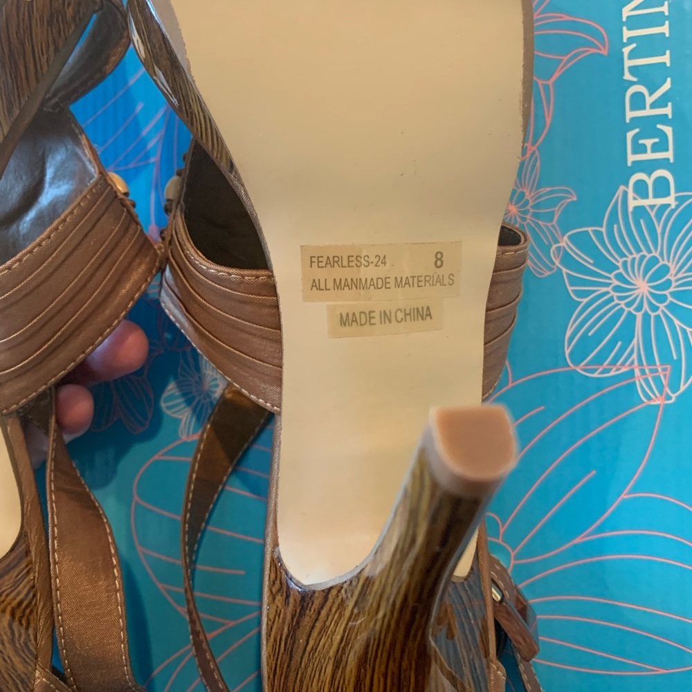 Bertinni Fearless-24 size 8 heel - Picture 11 of 12